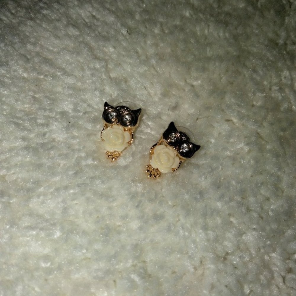 OWL ROSE EARRINGS - Picture 2 of 7
